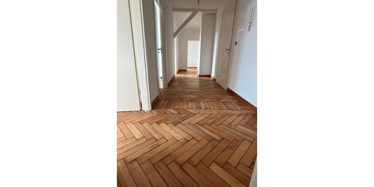 Etagenwohnung Sankt Ingbert - 3 Zimmer, 82 m&sup2;, 690&euro; | Angebot:25634262