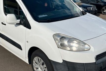 Peugeot Partner 182.000 km 3.890 &euro; Rehlingen 66780