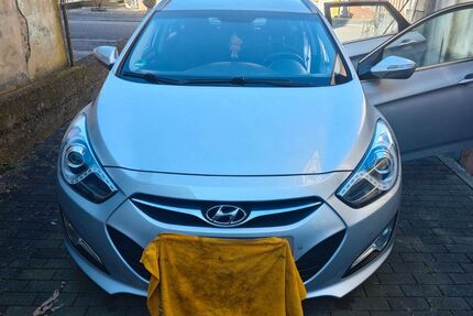 Hyundai i40 141.000 km 8.400 &euro; Völklingen 66333