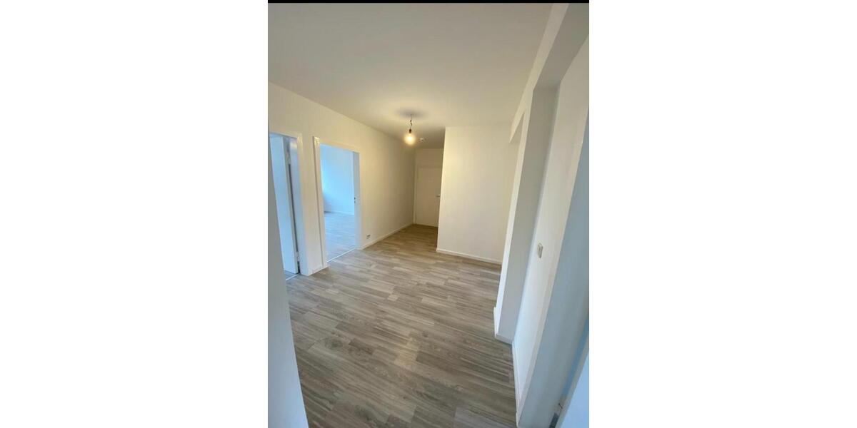 Etagenwohnung Saarbrücken - 3 Zimmer, 84 m&sup2;, 860&euro; | Angebot:25539814