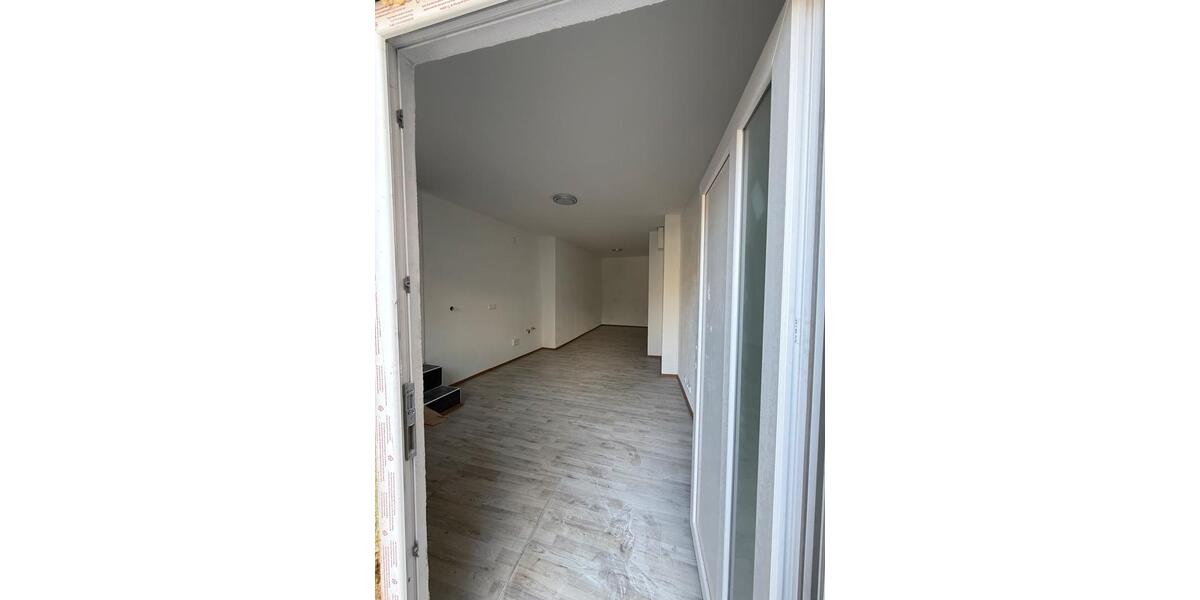 Etagenwohnung Saarbrücken Kieselhumes - 1 Zimmer, 30 m&sup2;, 580&euro; | Angebot:25898776