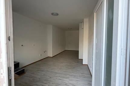 Wohnung Saarbrücken Kieselhumes - 1 Zimmer, 30 m&sup2;, 580&euro; | Angebot:25898776