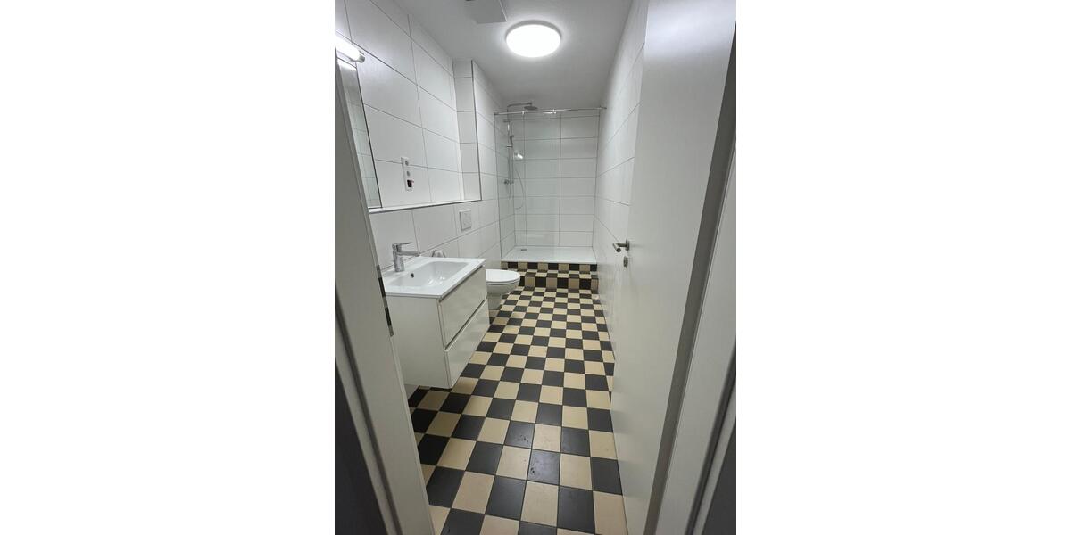 Etagenwohnung Sankt Ingbert - 3 Zimmer, 82 m&sup2;, 690&euro; | Angebot:25634262