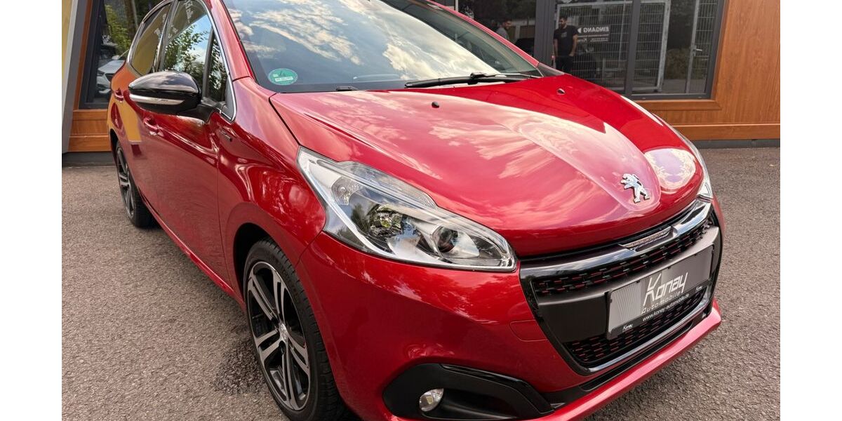 Peugeot 208 48.000 km 9.900 &euro; Dillingen 66763