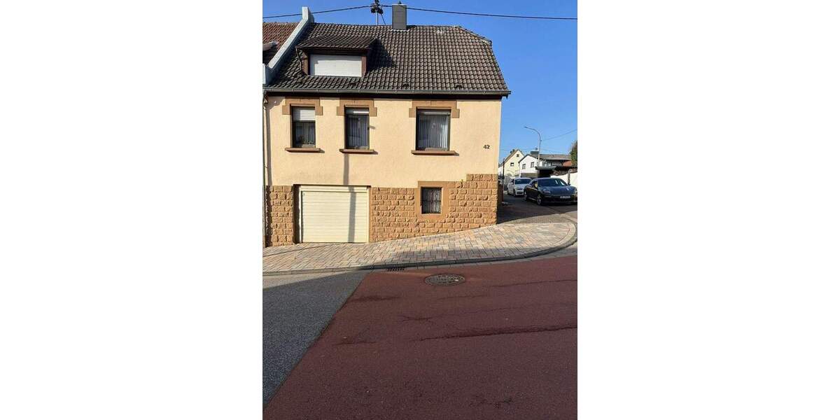 Doppelhaushälfte Schiffweiler - 4 Zimmer, 95 m&sup2;, 119.000&euro; | Angebot:25771661