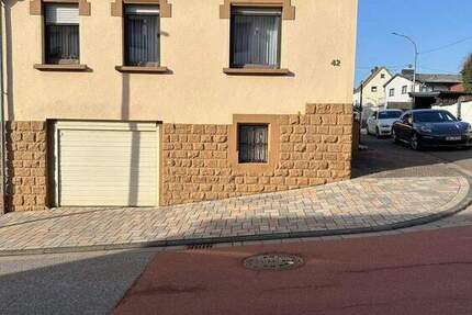 Haus Schiffweiler - 4 Zimmer, 95 m&sup2;, 119.000&euro; | Angebot:25771661