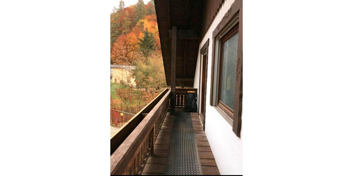 Etagenwohnung Beckingen - 3 Zimmer, 100 m&sup2;, 820&euro; | Angebot:25395691