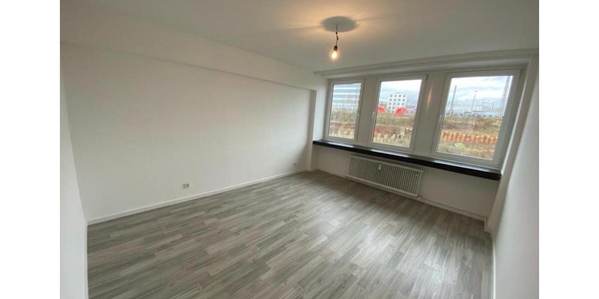 Etagenwohnung Saarbrücken - 3 Zimmer, 84 m&sup2;, 860&euro; | Angebot:25539814