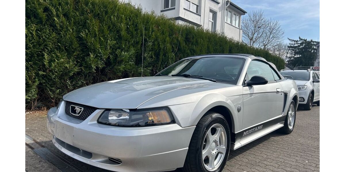 Ford Mustang 67.562 km 10.990 &euro; Saarlouis 66740