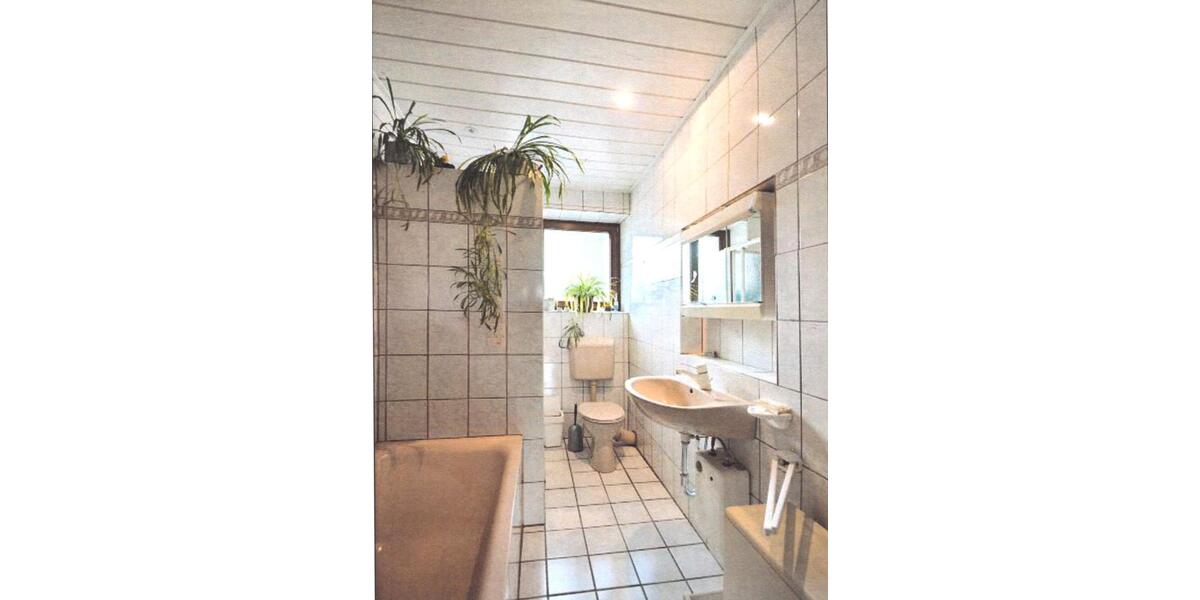 Mehrfamilienhaus, Wohnhaus Überherrn - 6 Zimmer, 166 m&sup2;, 355.000&euro; | Angebot:26688475