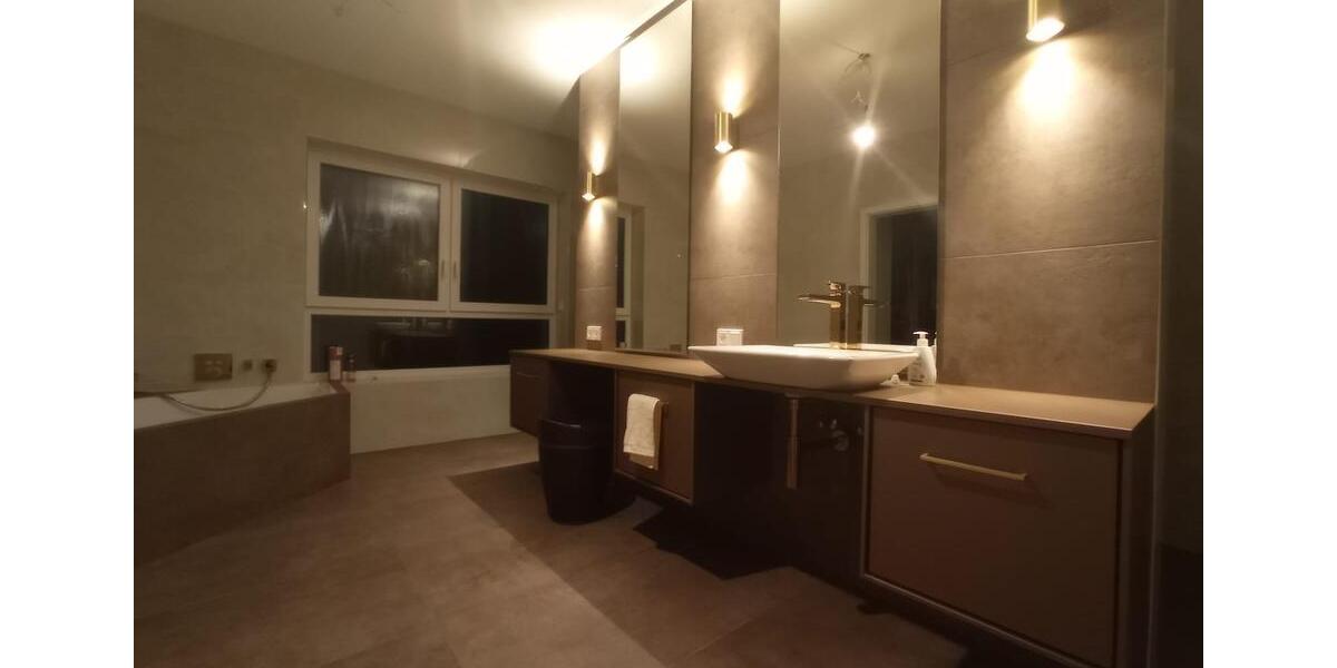 Doppelhaushälfte Völklingen - 7 Zimmer, 186 m&sup2;, 580.000&euro; | Angebot:22399037