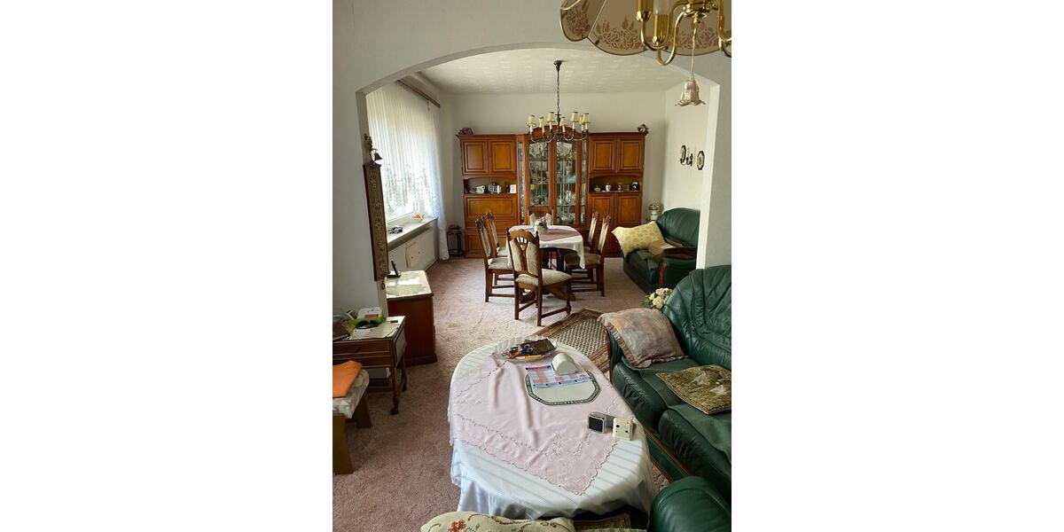 Einfamilienhaus Großrosseln - 6 Zimmer, 200 m&sup2;, 185.000&euro; | Angebot:25367937