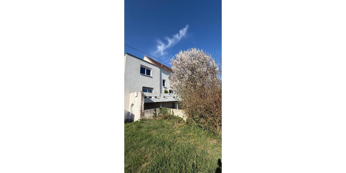 Etagenwohnung Dillingen (Saar) - 2 Zimmer, 66 m&sup2;, 615&euro; | Angebot:25852883