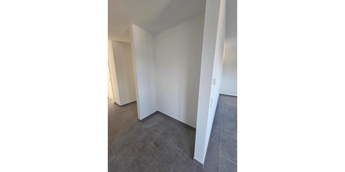 Etagenwohnung Riegelsberg - 3 Zimmer, 93 m&sup2;, 950&euro; | Angebot:25329301