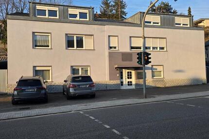 Wohnung Saarbrücken Brebach-Fechingen - 5 Zimmer, 155 m&sup2;, 235.000&euro; | Angebot:24382014
