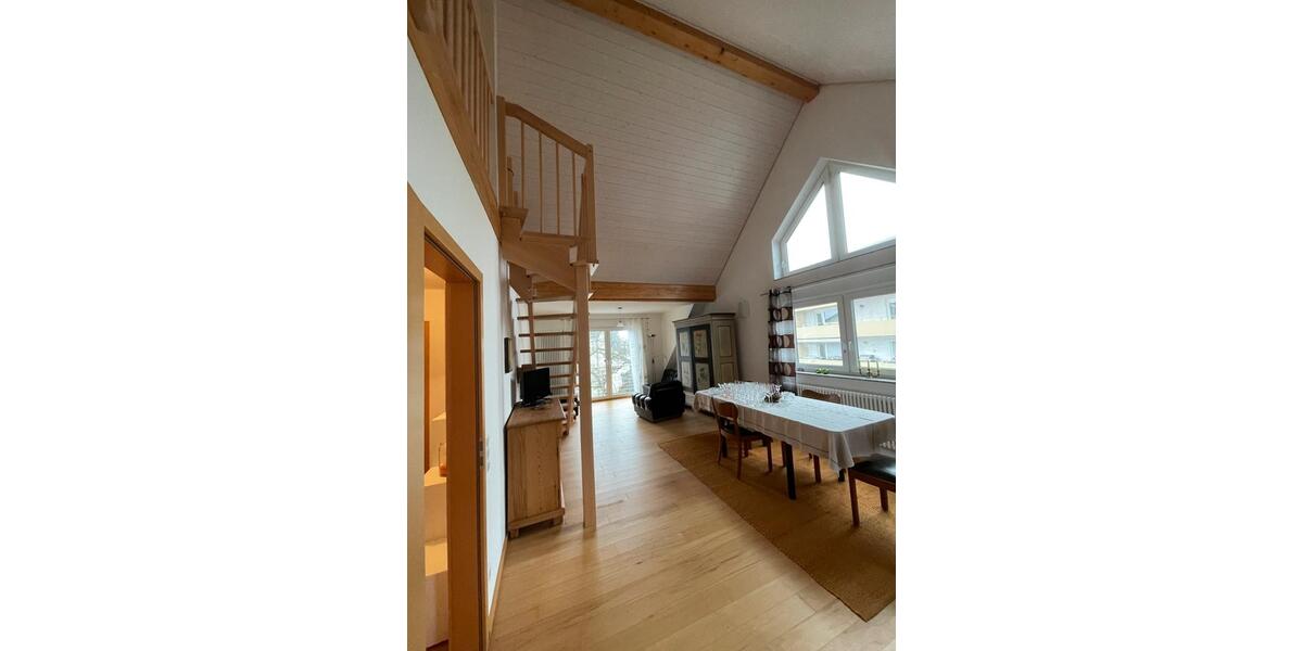 Etagenwohnung Homburg - 3 Zimmer, 104 m&sup2;, 920&euro; | Angebot:24839792