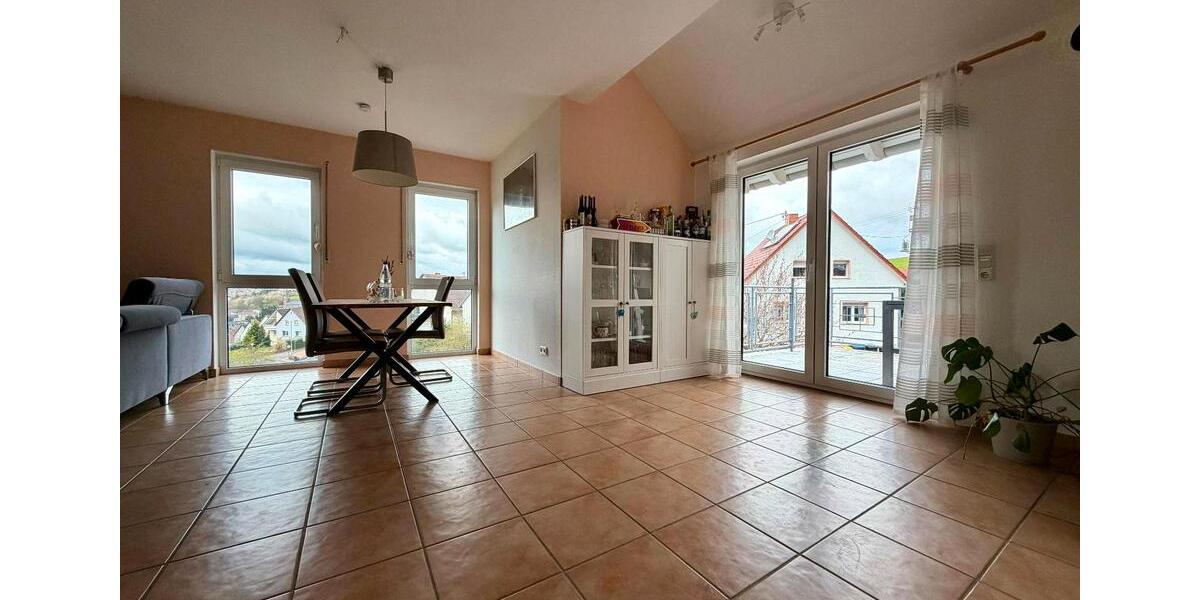 Maisonettenwohnung Püttlingen - 3.5 Zimmer, 83 m&sup2;, 215.000&euro; | Angebot:26538418