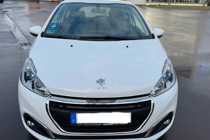 Peugeot 208 46.224 km 7.800 &euro; Riegelsberg 66292