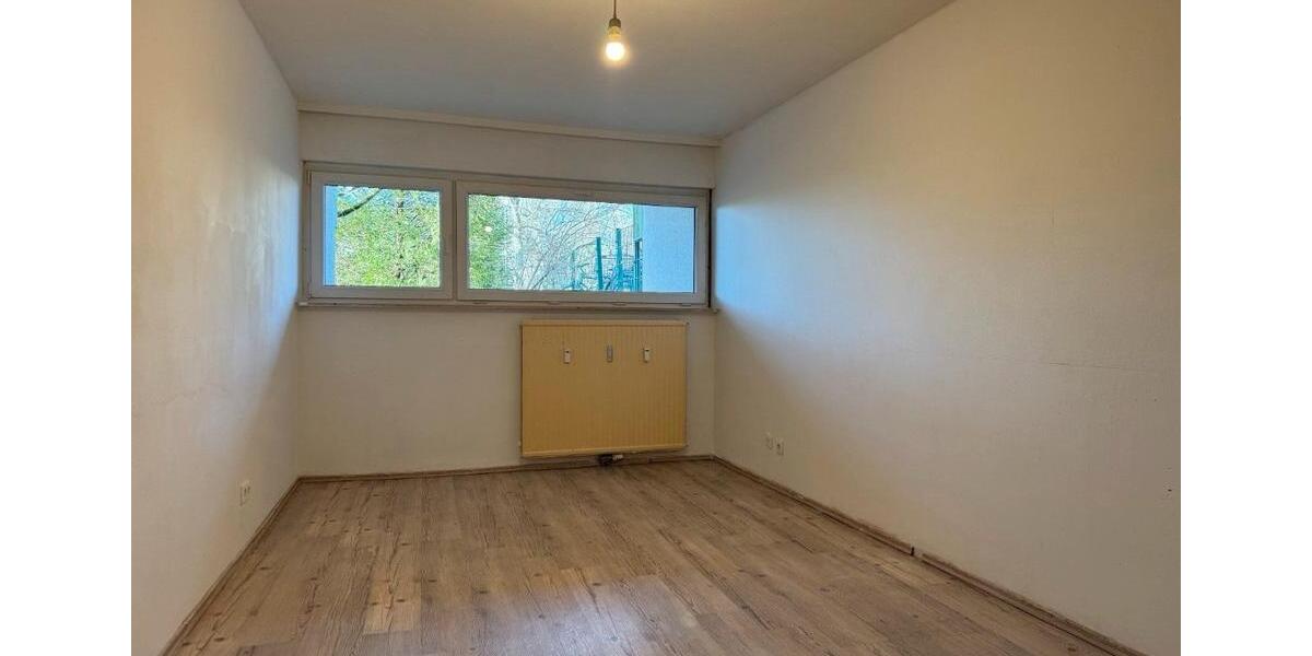 Erdgeschoßwohnung Saarbrücken Kieselhumes - 3 Zimmer, 98 m&sup2;, 750&euro; | Angebot:25422536
