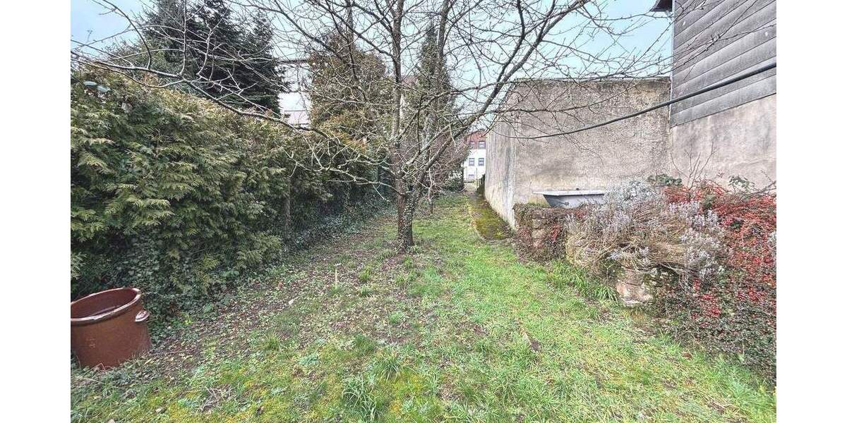 Einfamilienhaus Schwalbach Hülzweiler - 5 Zimmer, 123 m&sup2;, 129.000&euro; | Angebot:25667219