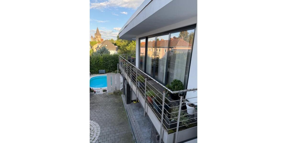 Doppelhaushälfte Saarbrücken West - 8 Zimmer, 276 m&sup2;, 620.000&euro; | Angebot:25255040