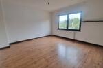 Etagenwohnung Bexbach - 4 Zimmer, 120 m&sup2;, 850&euro; | Angebot:26660094