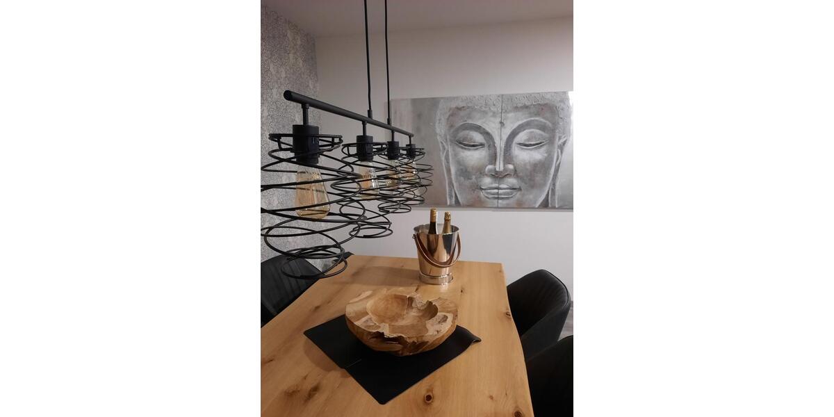 Etagenwohnung Saarbrücken Malstatt - 3 Zimmer, 95 m&sup2;, 1.000&euro; | Angebot:25933882