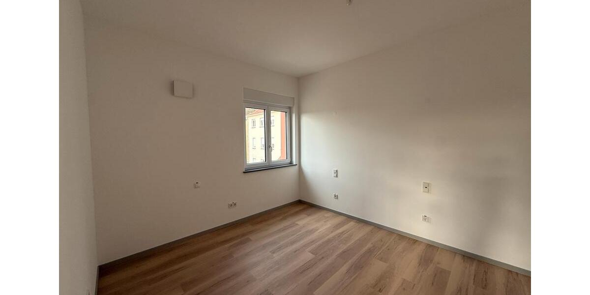 Etagenwohnung Saarbrücken Brebach-Fechingen - 3 Zimmer, 64 m&sup2;, 980&euro; | Angebot:25853641