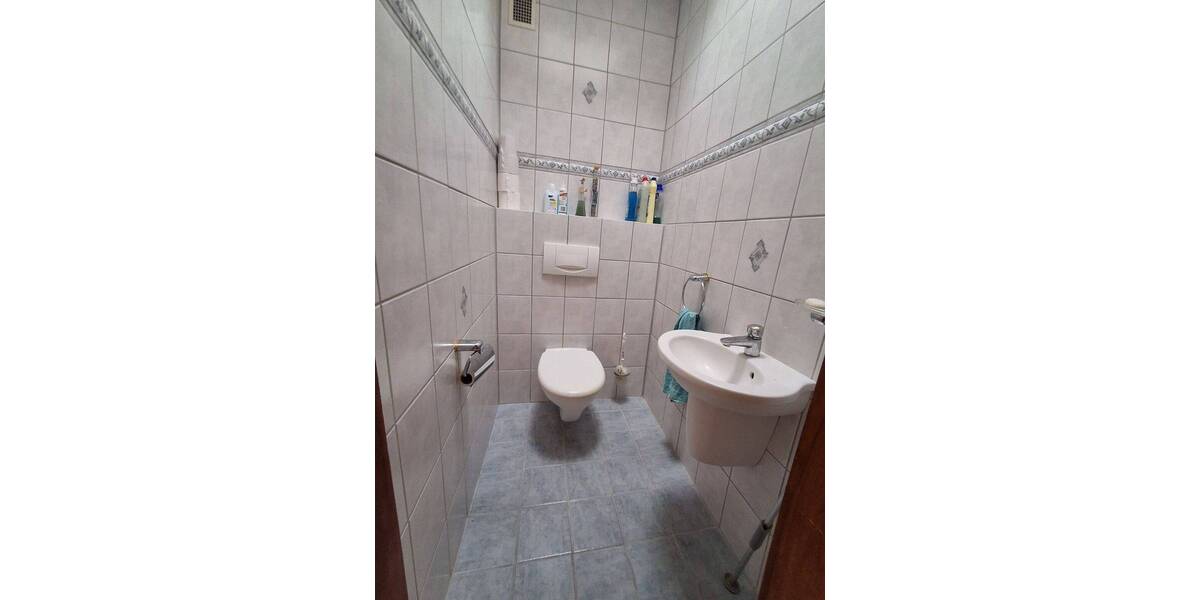 Bungalow Saarbrücken Klarenthal - 4 Zimmer, 130 m&sup2;, 1.100&euro; | Angebot:25666358