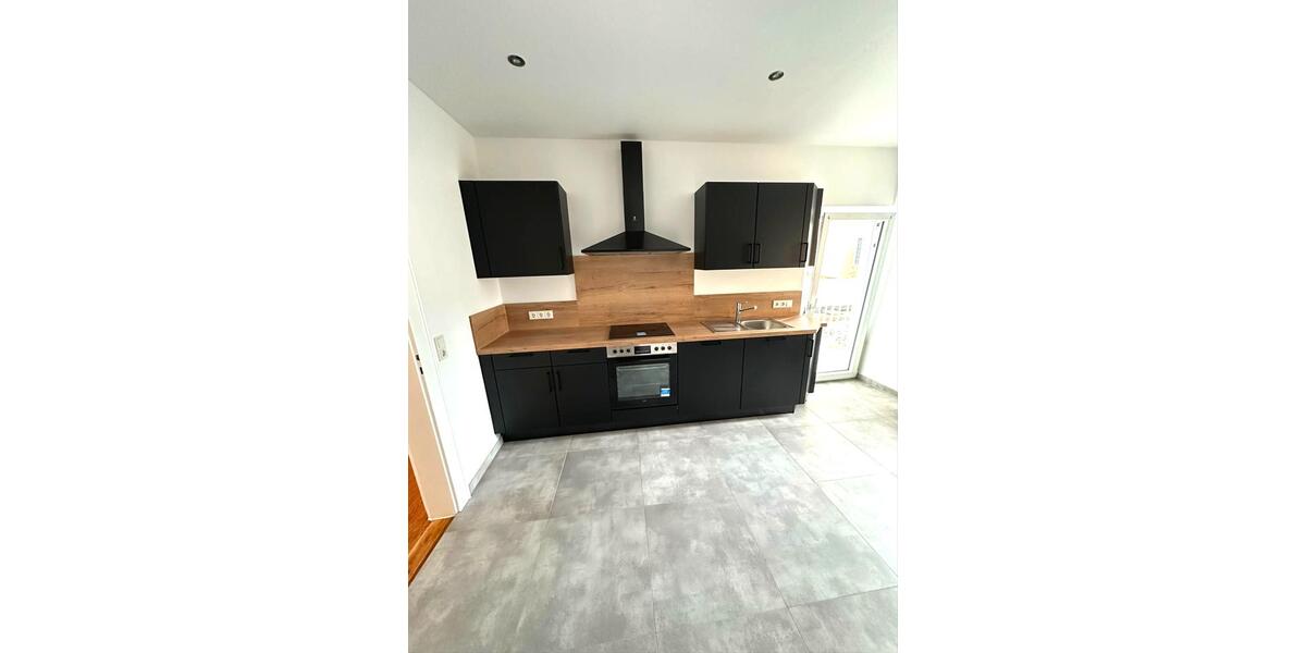 Etagenwohnung Homburg - 4 Zimmer, 130 m&sup2;, 1.250&euro; | Angebot:25867443