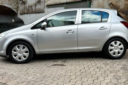 Opel Corsa 138.000 km 2.500 &euro; Saarbrücken 66117