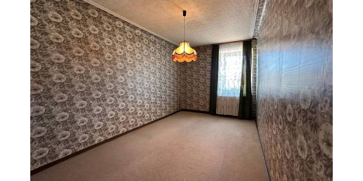 Mehrfamilienhaus, Wohnhaus Saarwellingen / Reisbach Reisbach - 8 Zimmer, 170 m&sup2;, 218.000&euro; | Angebot:26411493