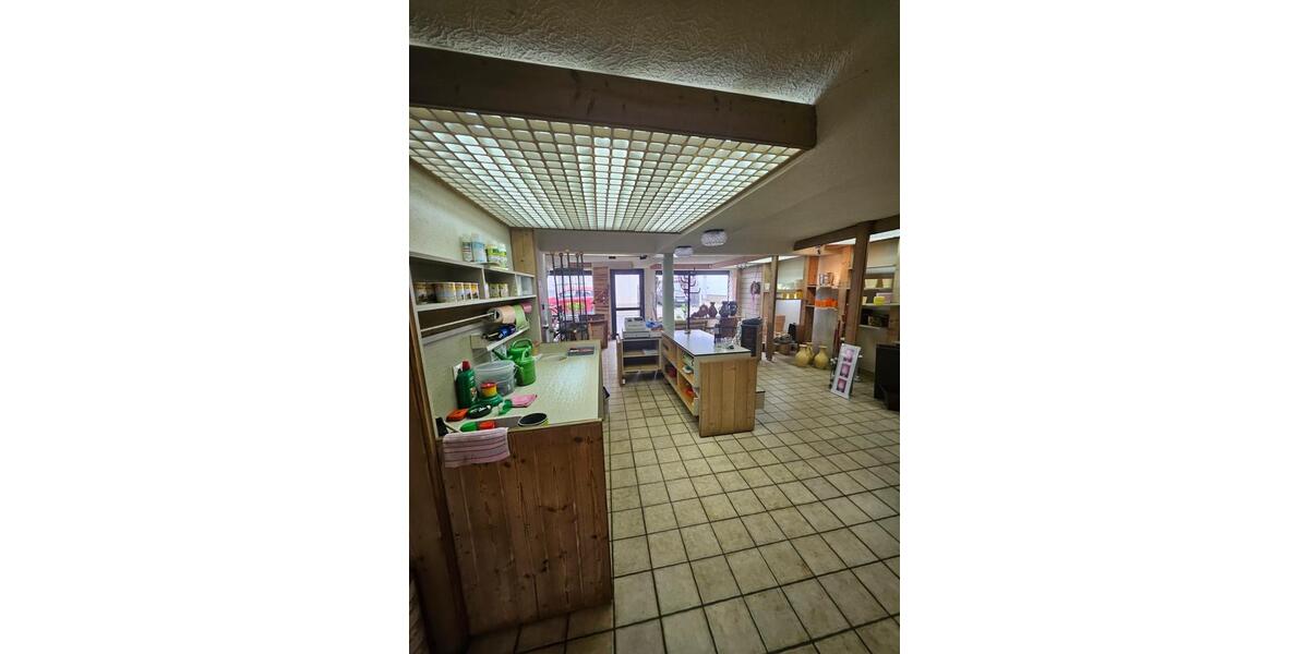 Mehrfamilienhaus, Wohnhaus Wallerfangen - 15 Zimmer, 250 m&sup2;, 365.000&euro; | Angebot:24732758