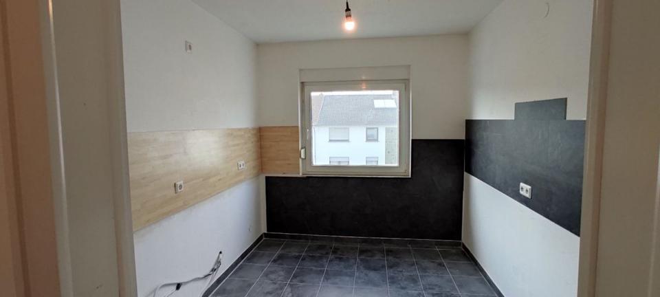 Etagenwohnung Saarlouis - 5 Zimmer, 110 m&sup2;, 180.000&euro; | Angebot:25898709