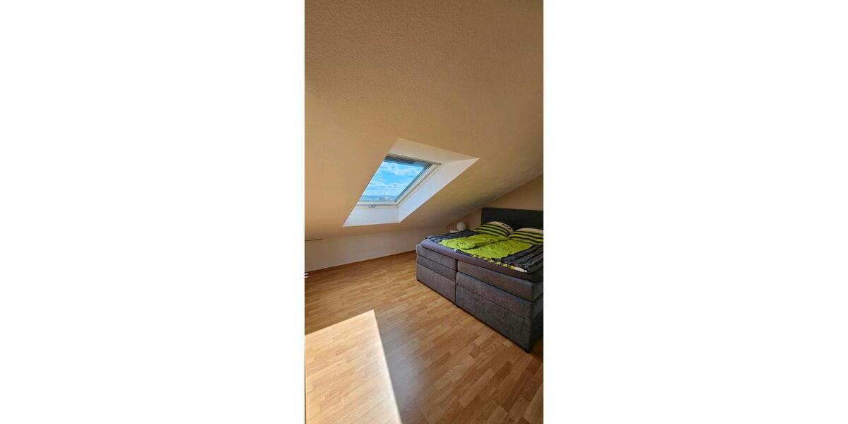 Dachgeschoßwohnung Püttlingen - 2 Zimmer, 100 m&sup2;, 849&euro; | Angebot:25948562