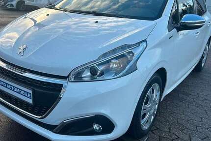 Peugeot 208 85.000 km 7.890 &euro; Saarbrücken 66117
