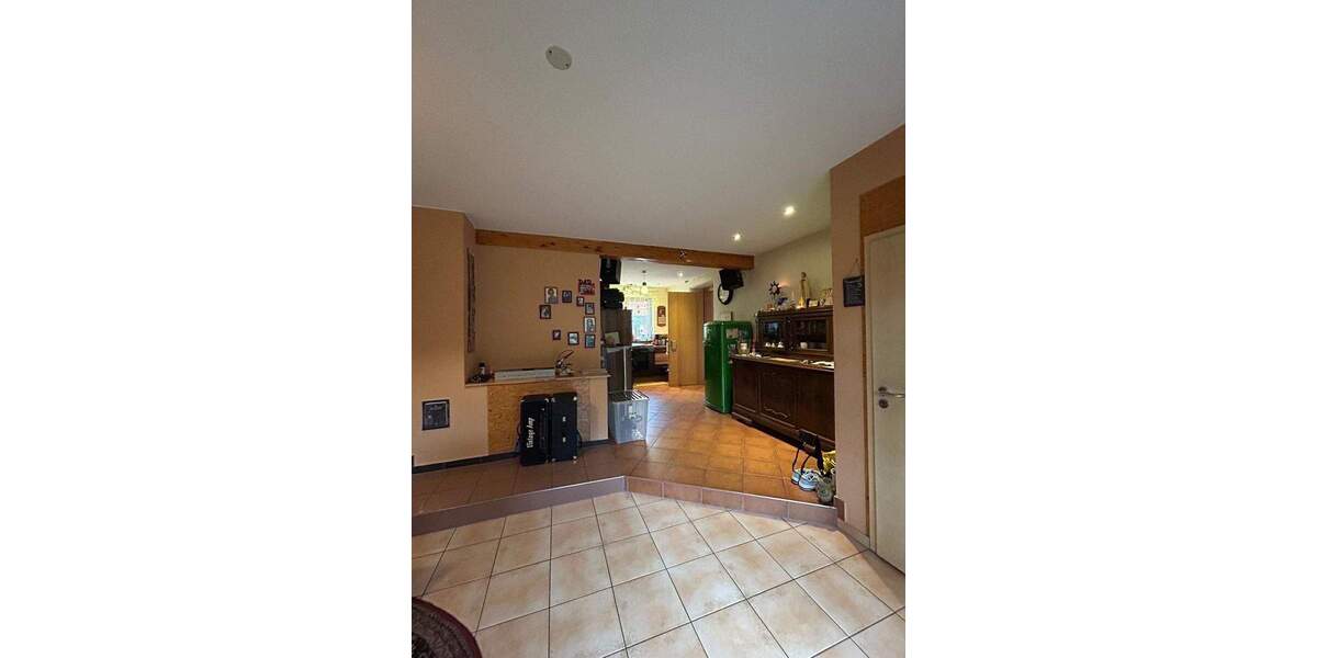 Reihenmittelhaus Schiffweiler Landsweiler - 6 Zimmer, 180 m&sup2;, 441.000&euro; | Angebot:25663175