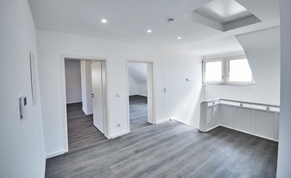 Etagenwohnung Saarlouis - 2 Zimmer, 96 m&sup2;, 850&euro; | Angebot:25853640