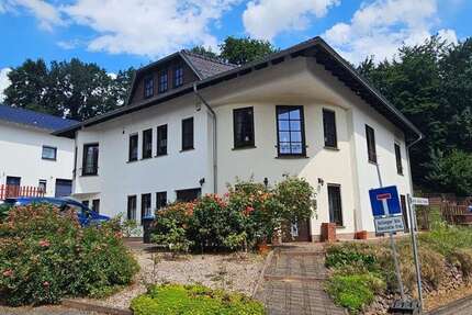 Haus Wadgassen - 8 Zimmer, 320 m&sup2;, 595.000&euro; | Angebot:25048195