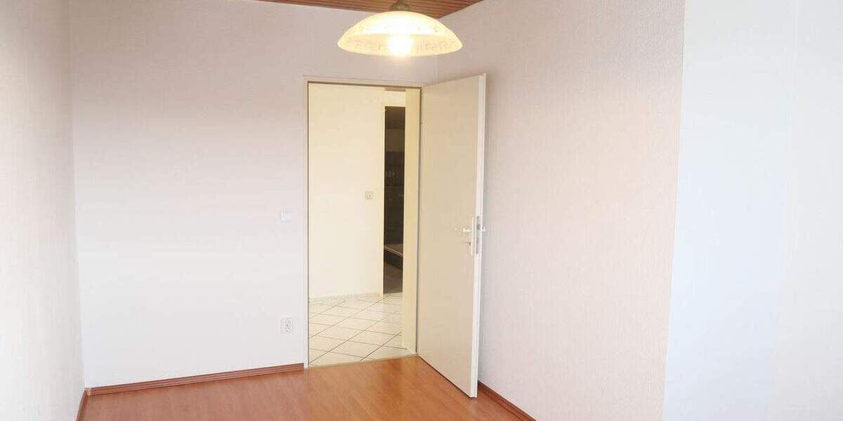 Etagenwohnung Sankt Ingbert Rohrbach - 3 Zimmer, 92 m&sup2;, 199.000&euro; | Angebot:25667231