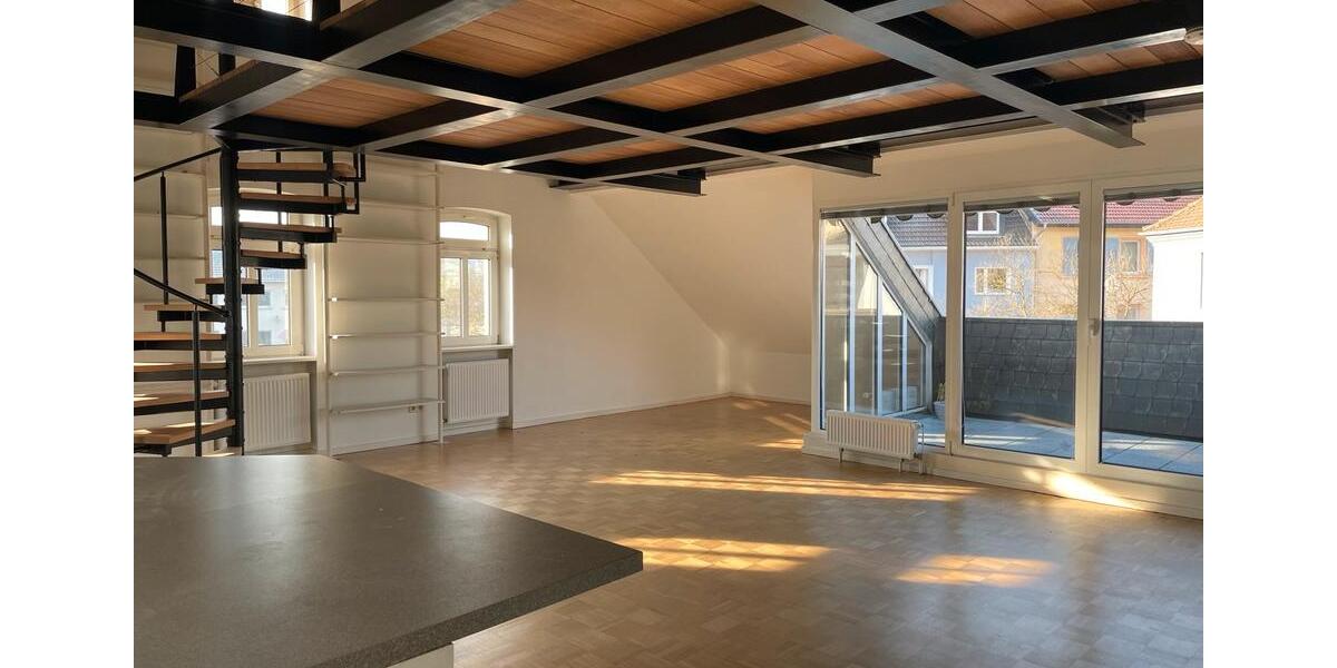 Maisonettenwohnung Homburg - 3.5 Zimmer, 125 m&sup2;, 1.000&euro; | Angebot:25930221