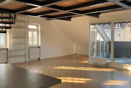 Wohnung Homburg - 3.5 Zimmer, 125 m&sup2;, 1.000&euro; | Angebot:25930221