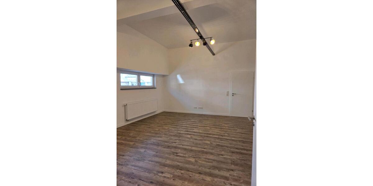 Erdgeschoßwohnung Friedrichsthal - 1 Zimmer, 63 m&sup2;, 820&euro; | Angebot:25404633