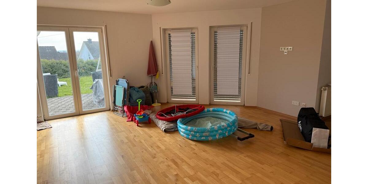 Etagenwohnung Überherrn - 3 Zimmer, 95 m&sup2;, 790&euro; | Angebot:25476131