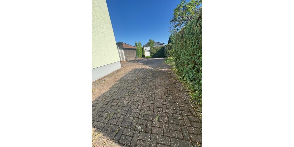 Erdgeschoßwohnung Saarlouis - 4 Zimmer, 110 m&sup2;, 1.350&euro; | Angebot:26646387