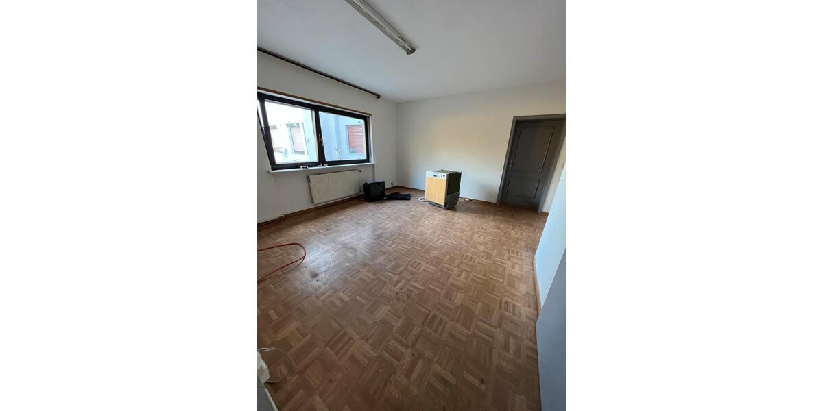 Maisonettenwohnung Neunkirchen Kohlhof - 2 Zimmer, 160 m&sup2;, 1.200&euro; | Angebot:25895217