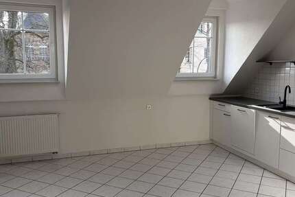 Wohnung Bischmisheim Bischmisheim - 1 Zimmer, 105 m&sup2;, 780&euro; | Angebot:25774478