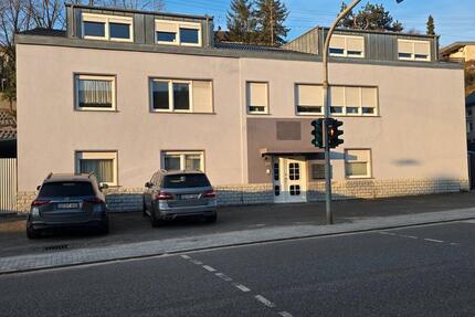 Wohnung Saarbrücken Brebach-Fechingen - 5 Zimmer, 155 m&sup2;, 210.000&euro; | Angebot:26111977