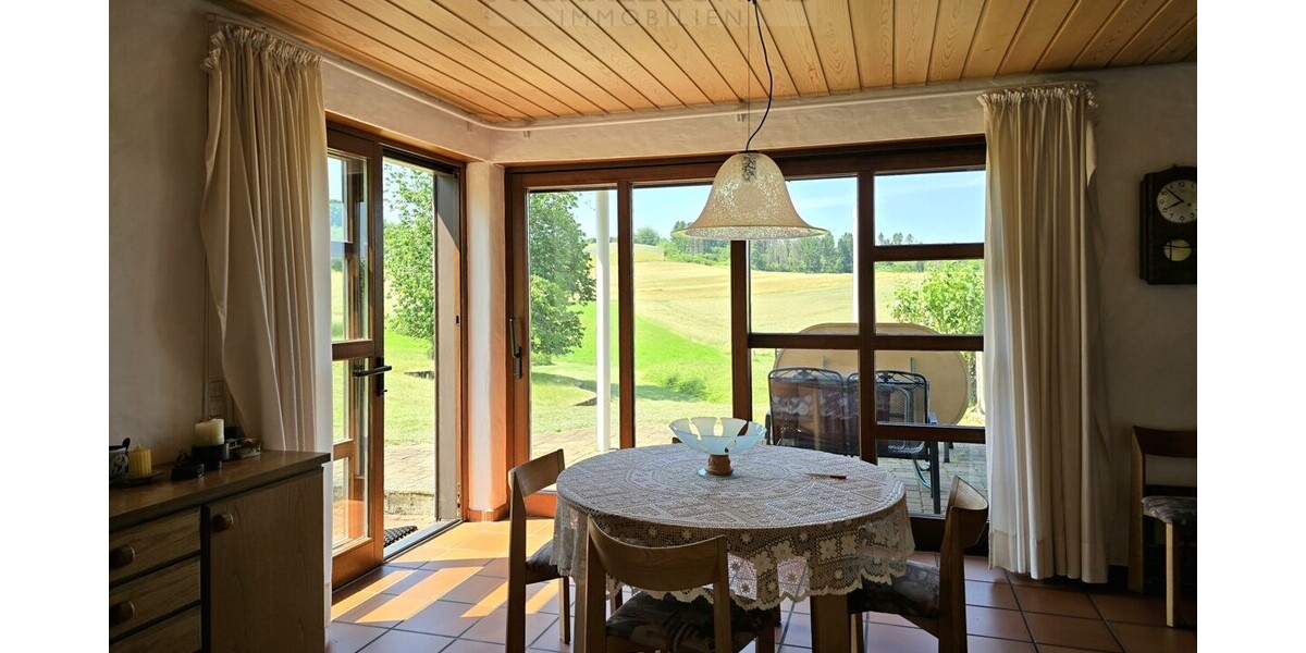 Natur pur! Außergewöhnliches Architektenhaus in traumhafter Lage und mit Einliegerwohnung - Einfamilienhaus Schmelz | Angebot:27355602