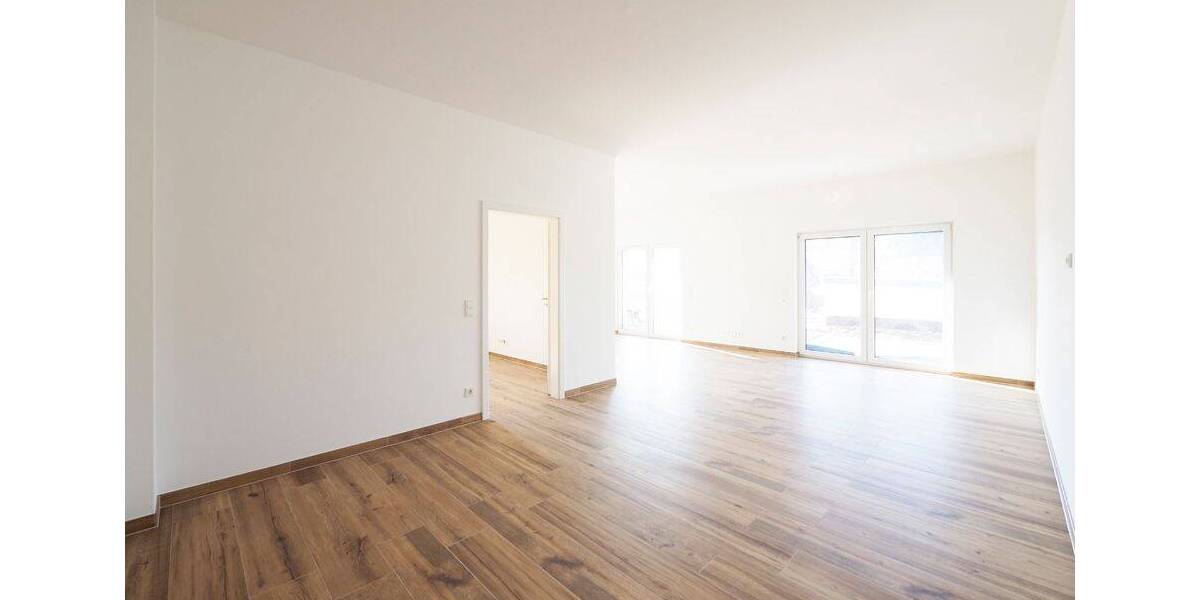Etagenwohnung Friedrichsthal - 3 Zimmer, 97 m&sup2;, 850&euro; | Angebot:25984565